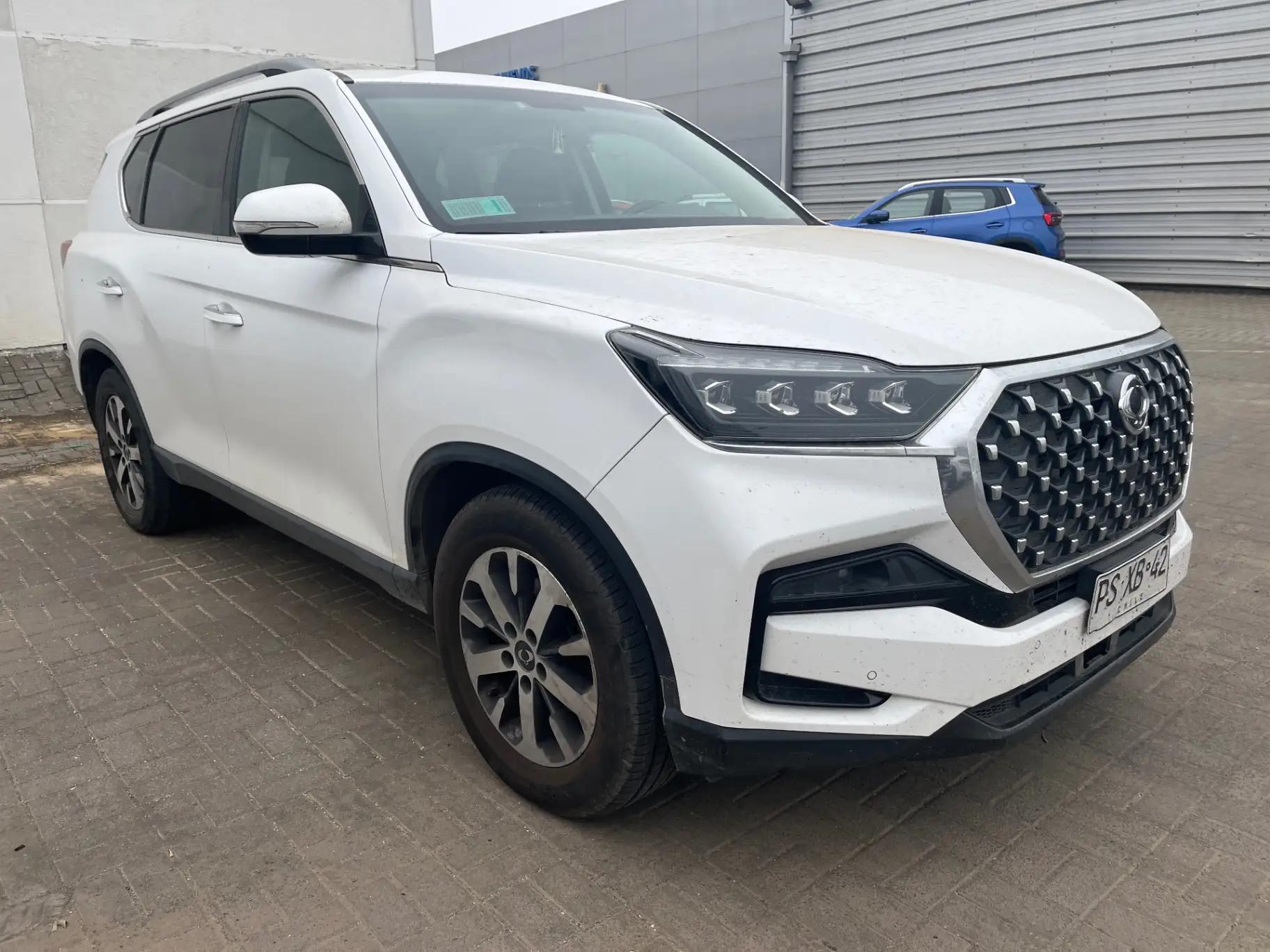 Suv Ssangyong Rexton