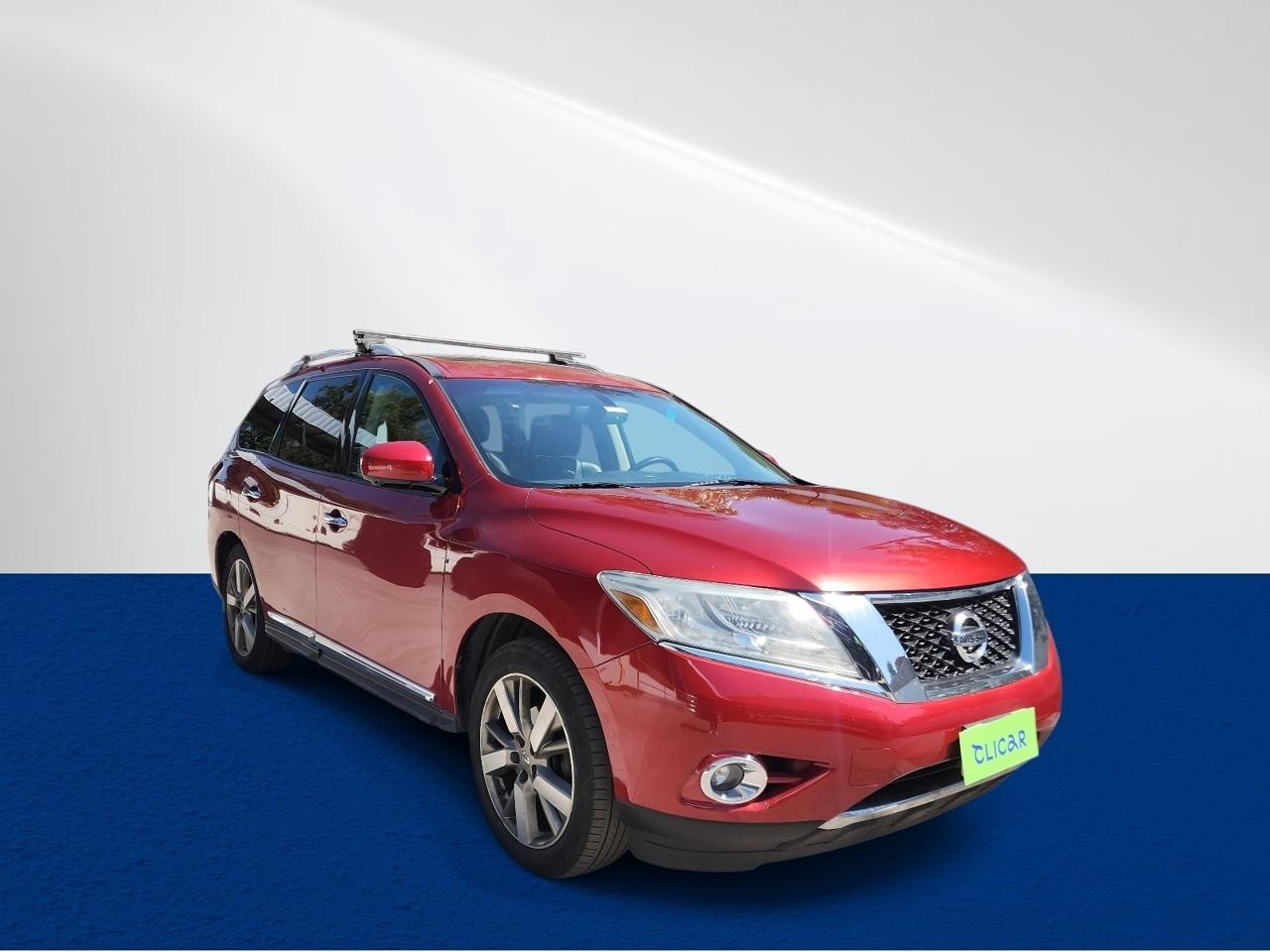 Station Wagon Nissan Pathfinder