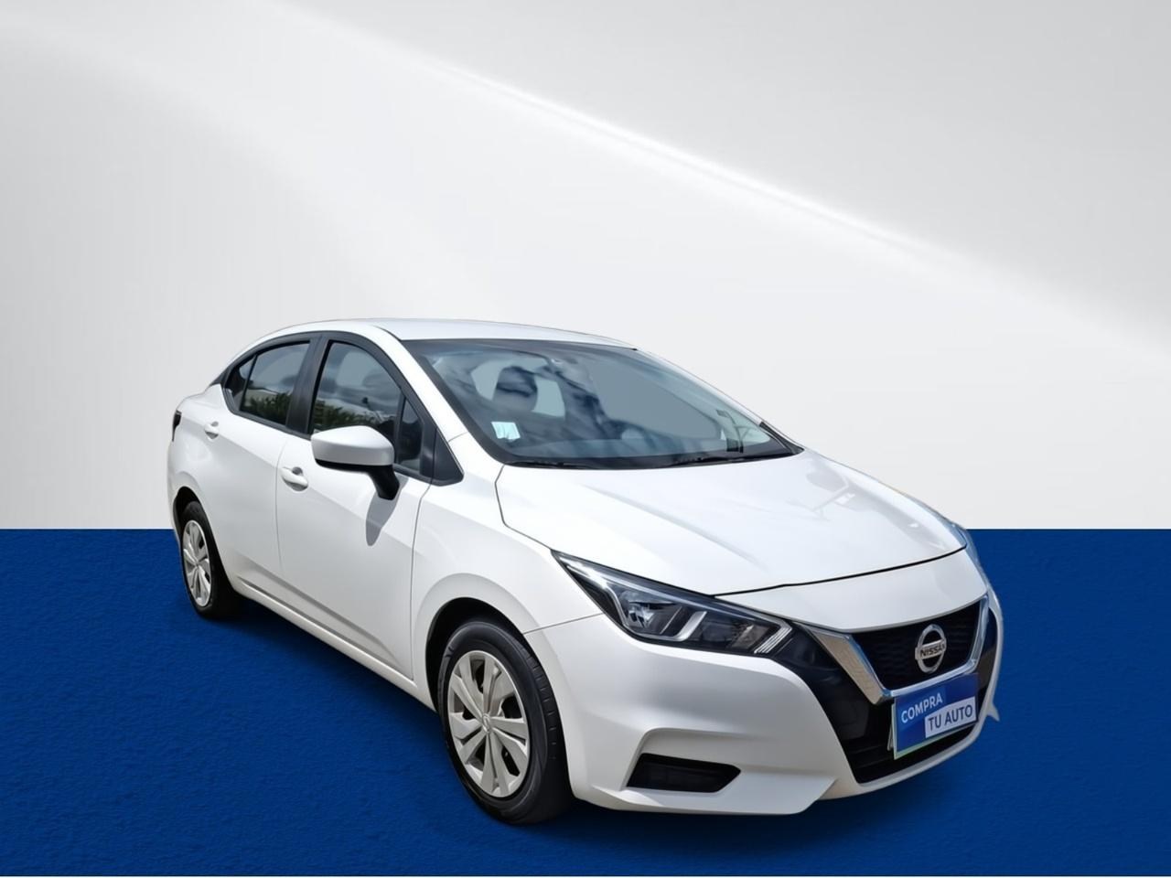 Automovil Nissan Versa