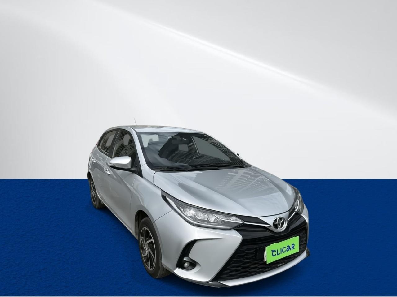 Automovil Toyota Yaris